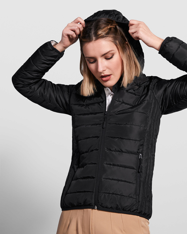 NORWAY WOMAN 5091 roly